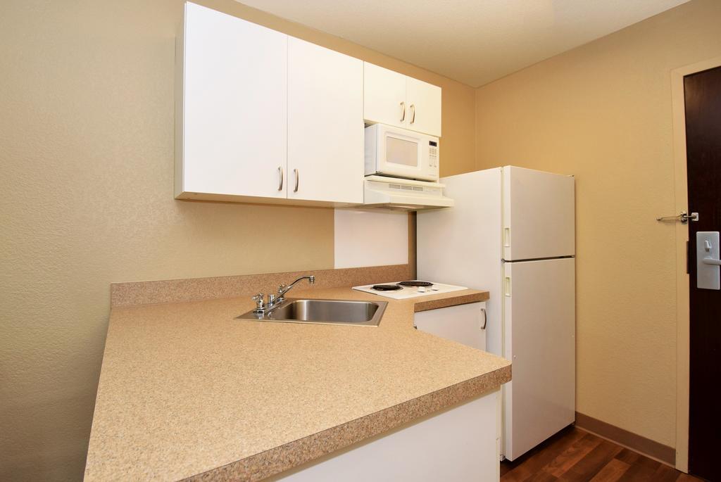 Extended Stay America Suites - Los Angeles - Northridge Exteriör bild
